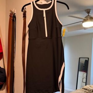 Chic Black and White Sleeveless Mini Dress